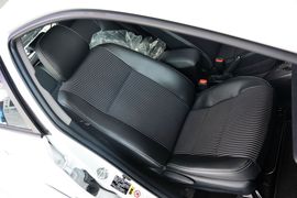 2015款丰田致炫1.5G手动炫动天窗特别版