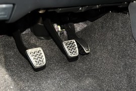 2015款丰田致炫1.5G手动炫动天窗特别版