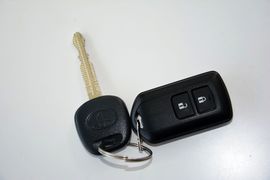 2015款丰田致炫1.5G手动炫动天窗特别版