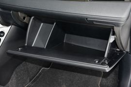 2015款丰田致炫1.5G手动炫动天窗特别版