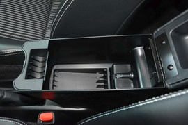 2015款丰田致炫1.5G手动炫动天窗特别版