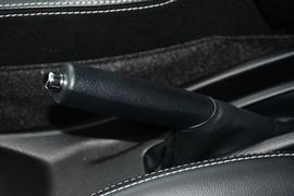 2015款丰田致炫1.5G手动炫动天窗特别版