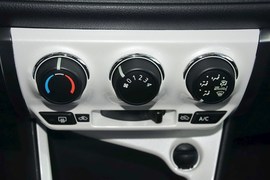 2015款丰田致炫1.5G手动炫动天窗特别版