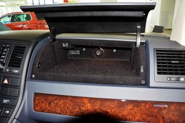 2012款大众迈特威2.0T尊享版