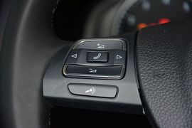 2012款大众迈特威2.0T尊享版