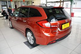 2013款本田杰德1.8L自动舒适版5座