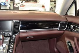 2014款保时捷Panamera