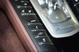 2014款保时捷Panamera