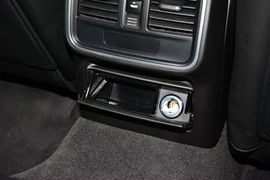 2014款保时捷Macan