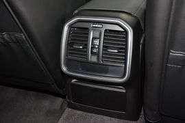 2014款保时捷Macan