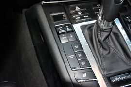 2014款保时捷Macan