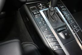 2014款保时捷Macan