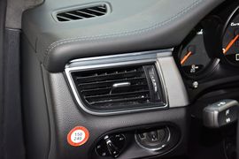 2014款保时捷Macan