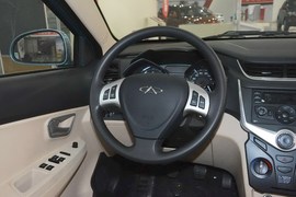 2013款风云2两厢1.5L手动锐意版