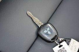 2015款三菱翼神1.8L