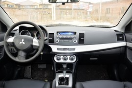 2015款三菱翼神1.8L