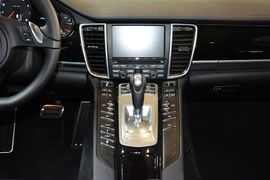 2014款保时捷Panamera