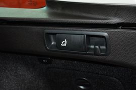 2012款大众迈腾四驱旅行车2.0TSI豪华型