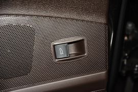 2012款大众迈腾四驱旅行车2.0TSI豪华型