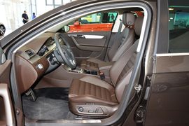 2012款大众迈腾四驱旅行车2.0TSI豪华型