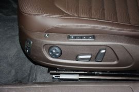 2012款大众迈腾旅行轿车2.0TSI