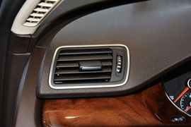 2012款大众迈腾旅行轿车2.0TSI