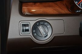 2012款大众迈腾旅行轿车2.0TSI
