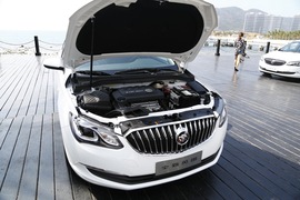 2015款英朗GT