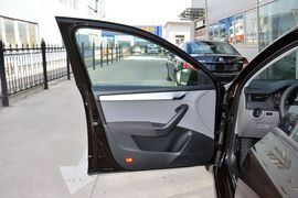 2015款斯柯达明锐1.6L手动逸致版