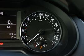 2015款斯柯达明锐1.6L手动逸致版