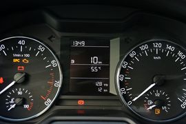 2015款斯柯达明锐1.6L手动逸致版