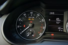 2015款斯柯达明锐1.6L手动逸致版