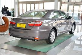 2015款丰田凯美瑞2.0G领先版