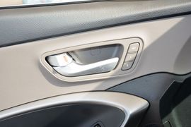 2013款现代格锐3.0L