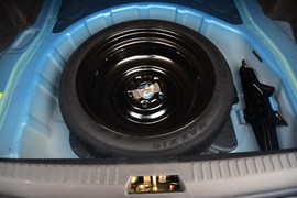 2015款三菱翼神1.8L