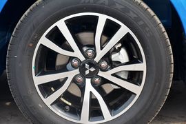2015款三菱翼神1.8L