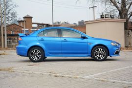 2015款三菱翼神1.8L