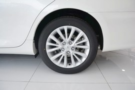 2015款丰田凯美瑞2.5G豪华导航版