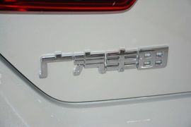 2015款丰田凯美瑞2.5G豪华导航版