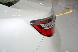 2015款丰田凯美瑞2.5G豪华导航版