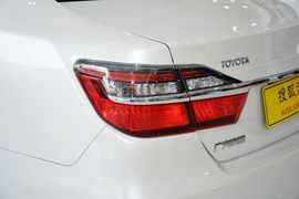 2015款丰田凯美瑞2.5G豪华导航版