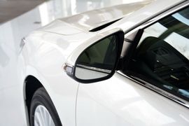 2015款丰田凯美瑞2.5G豪华导航版