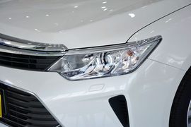 2015款丰田凯美瑞2.5G豪华导航版