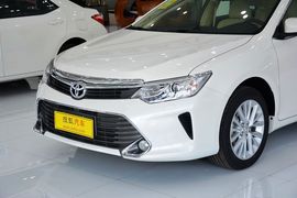 2015款丰田凯美瑞2.5G豪华导航版