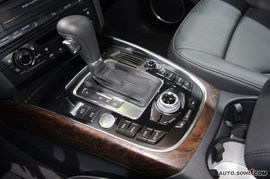 2010款国产奥迪Q5