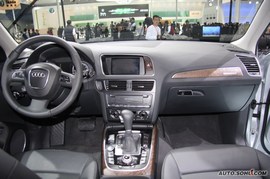 2010款国产奥迪Q5
