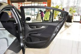 2015款本田凌派1.8L自动豪华版