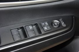 2015款本田凌派1.8L自动豪华版