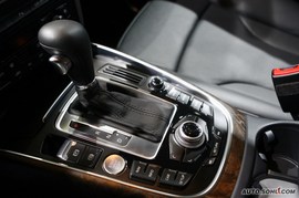 2010款国产奥迪Q5