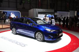 丰田AVENSIS